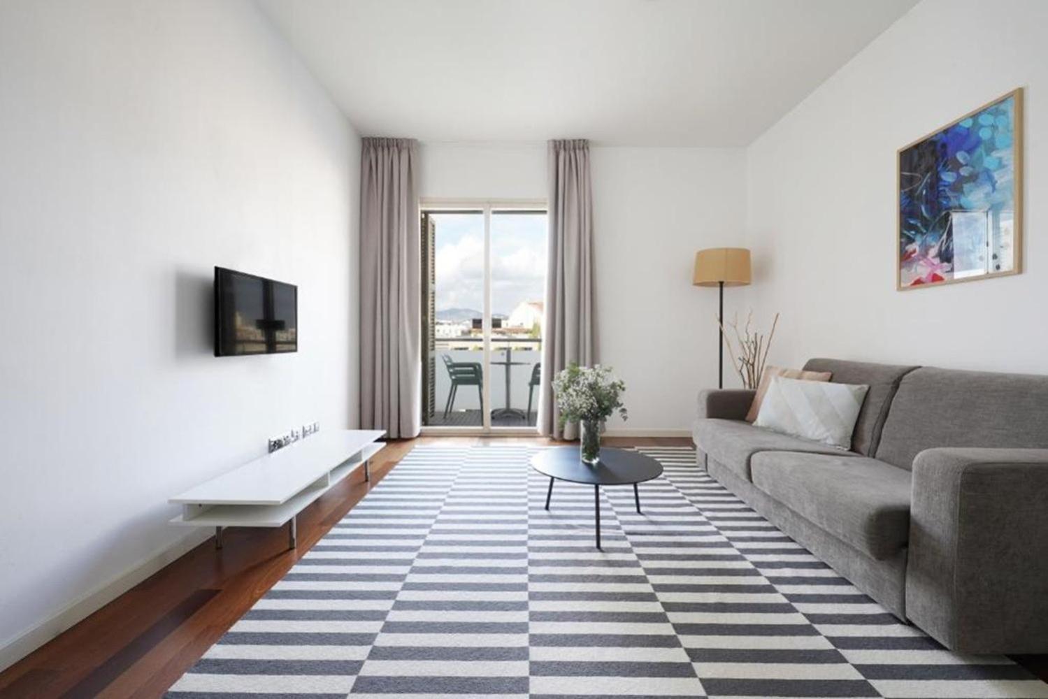 Ola Living Plaza Catalunya Apartment