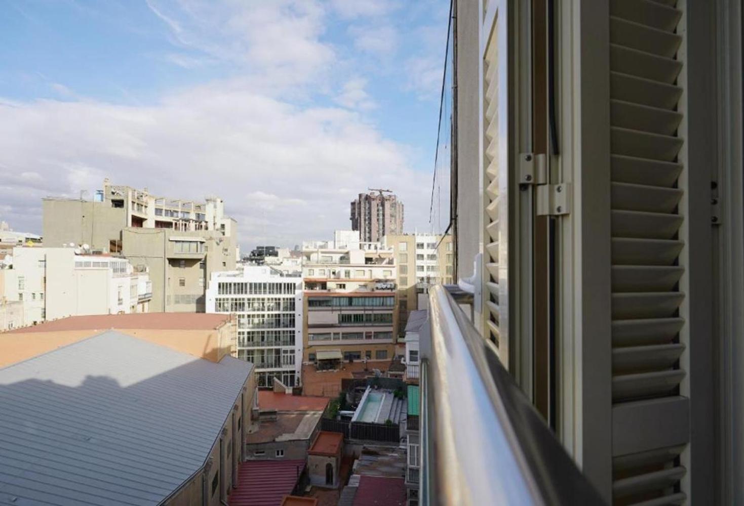 Ola Living Plaza Catalunya Appartamento